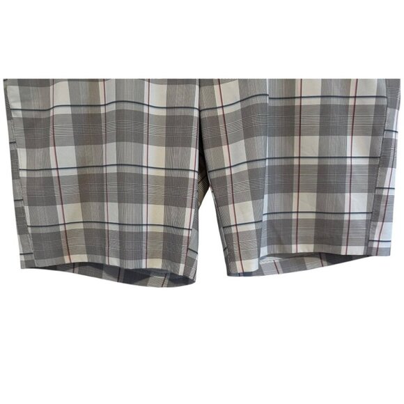 Callaway Men's White/Gray Plaid Shorts Size 38 - Picture 4 of 8